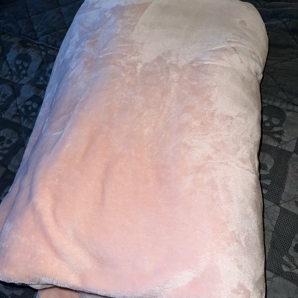 Light pink Ralph Lauren blanket queen